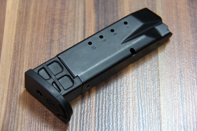 SMITH & WESSON M&P 10 RD MAG (40 CAL)