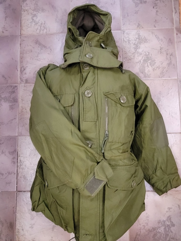 Canadian Army Combat Parka, IECS Gore-tex-Tall Small