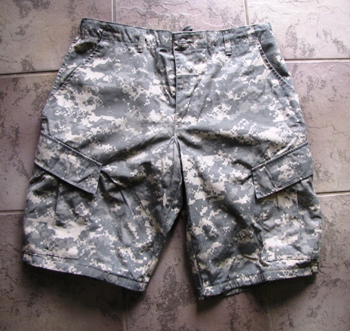 ACU Shorts Large