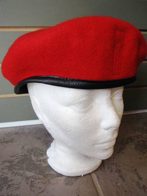 Beret, Canadian Red